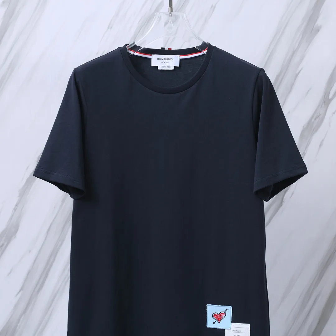 P 105TB # ：T 012A（TB T ） THOM BROWNE TB T 230 Quality + Authentic + Same Style Size：0/1/2/3/4 ：White/Navy Blue